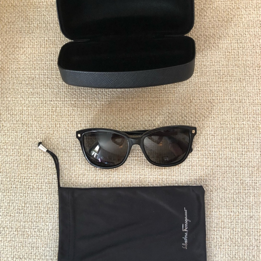 Women Sunglasses Salvatore Ferragamo